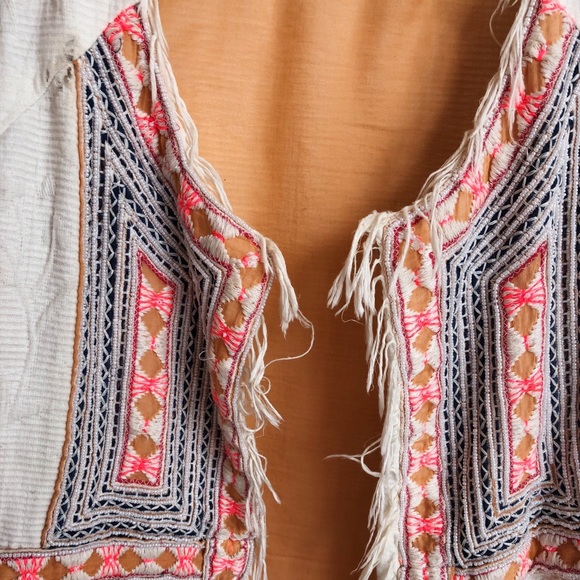 Embroidered Coat - Picture 3 of 4